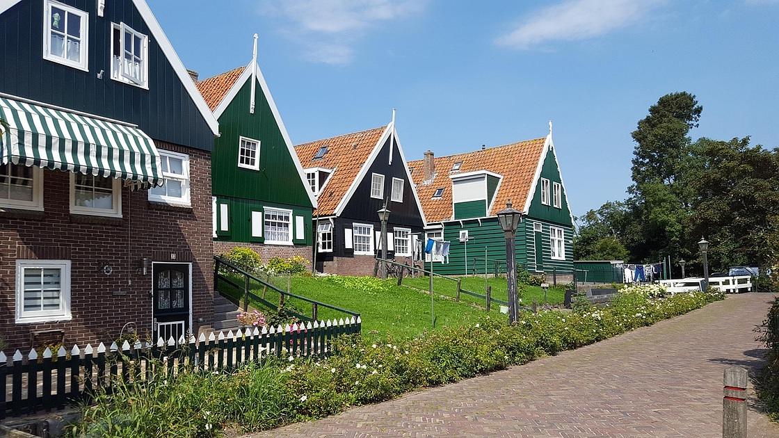 Wandelpad om Marken krijgt nieuwe veilige oversteek