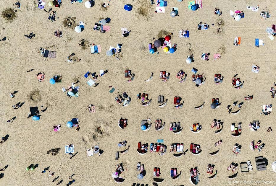 Extra treinen naar strand in Zandvoort door warme weer