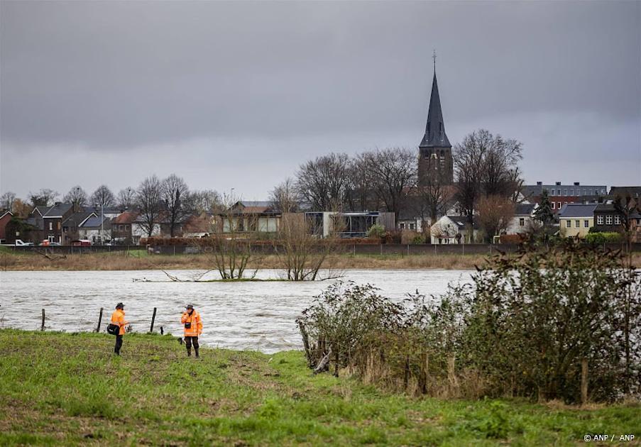 Rijkswaterstaat: hoogste waterstand Maas bij Maastricht is voorbij