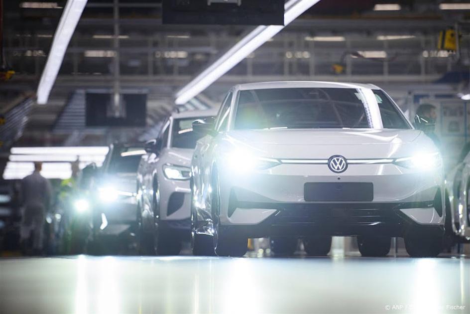 Minder particulieren kopen elektrische auto's