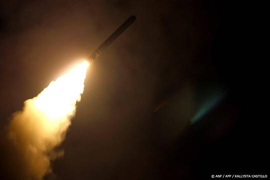 Nederlands marineschip schiet voor het eerst een kruisraket af