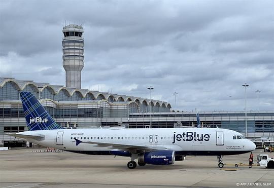 Blijvende onzekerheid over landingsrechten JetBlue op Schiphol