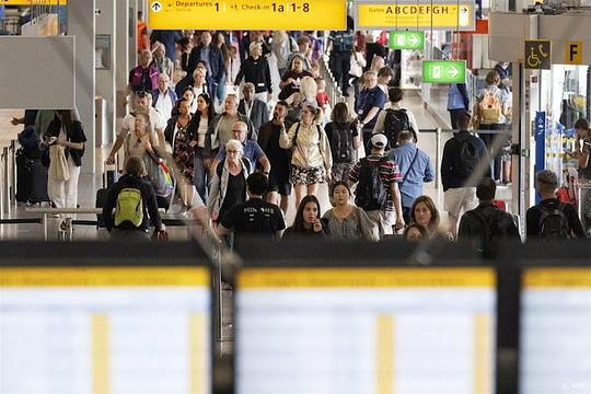 ANVR: Nederlandse vakantiegangers pakken weer vaker het vliegtuig
