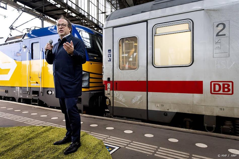 Excuses van NS-topman Koolmees na roken op rookvrij stationsplein