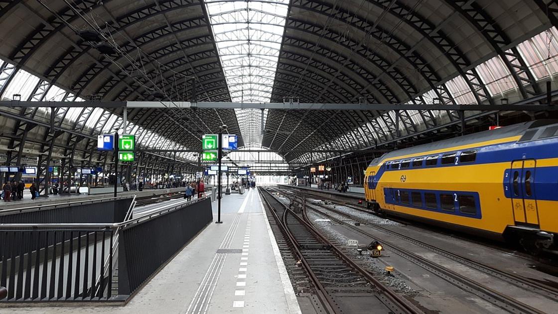 NS-stakingen ten einde, leden CNV accepteren eindbod voor nieuwe cao 