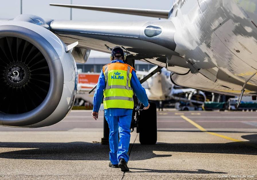 KLM wil gesprek met bonden om staking te voorkomen, anders mogelijk kort geding