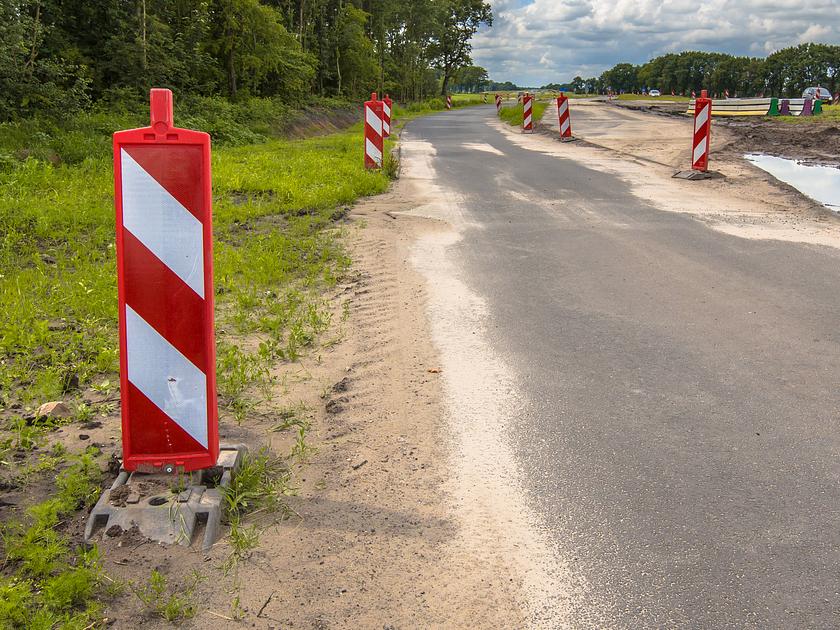 Klaas Kloosterweg West in Rouveen weer open voor doorgaand verkeer 