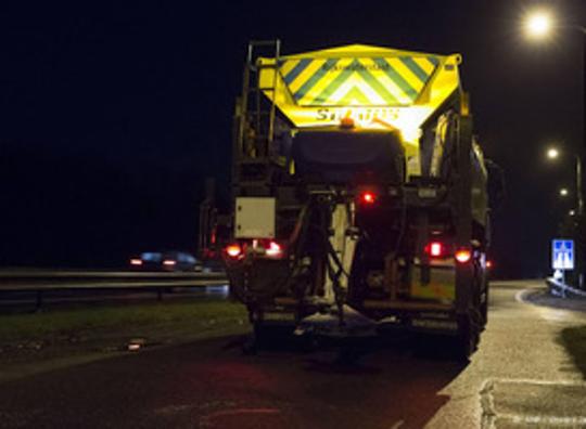 Rijkswaterstaat strooit 2,5 miljoen kilo zout op de wegen