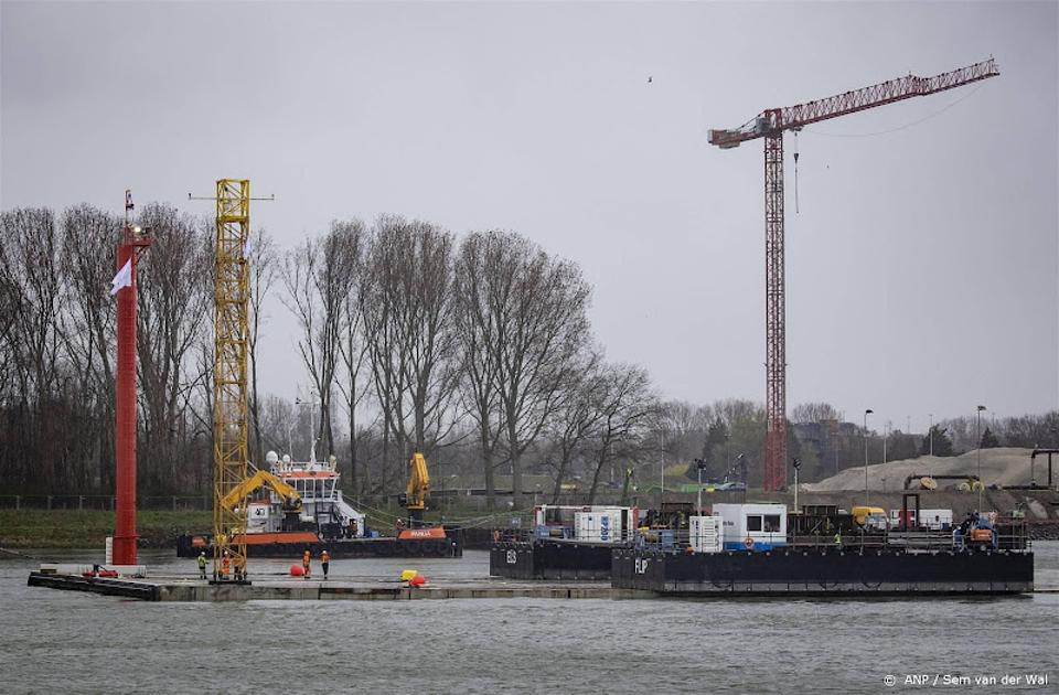 Nieuwe Waterweg opnieuw open voor scheepvaart  nadat werkzaamheden waren uitgelopen 