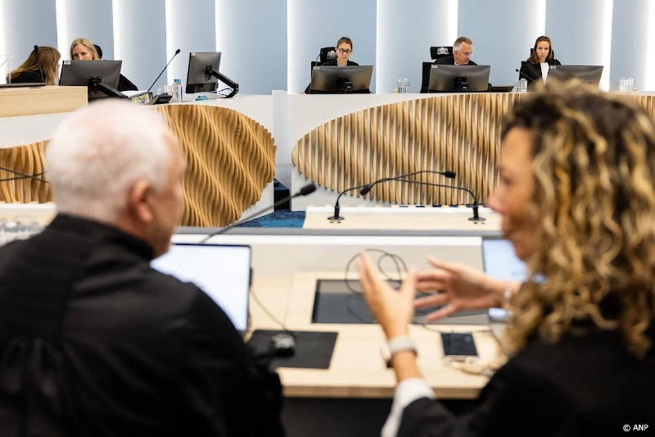 Vrachtwagen Spaanse trucker die inreed op feest Nieuw-Beijerland reed 31 kilometer per uur