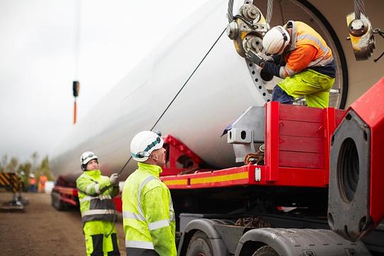 Vier rotondes geschikt gemaakt voor speciaal transport windturbines Zaltbommel 