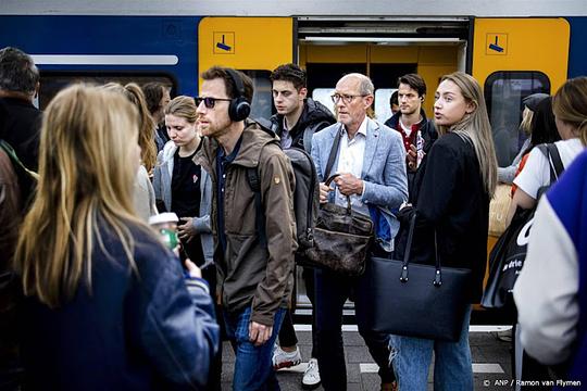 NS verhoogt prijzen treinkaartjes en abonnementen volgend jaar niet