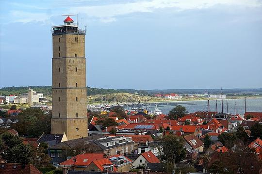 Laatste werkzaamheden aan veerhaven Terschelling