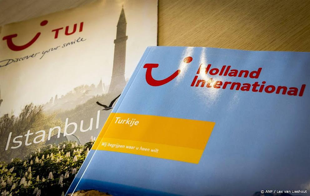Reisbranche wil dat Den Haag verbod fossiele reclames schrapt