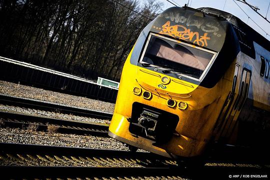 Treinverkeer in de Randstad kampte maandagochtend met problemen