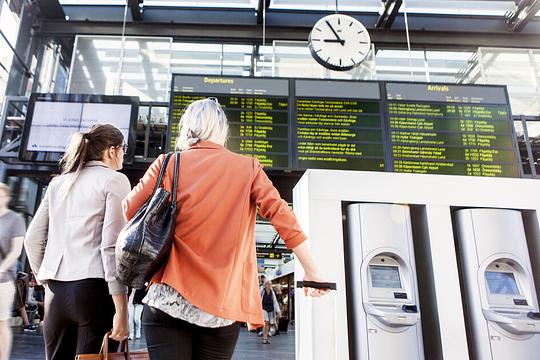 Treinen rijden tot 18.00 uur niet tussen Schiphol, Utrecht en Amsterdam 