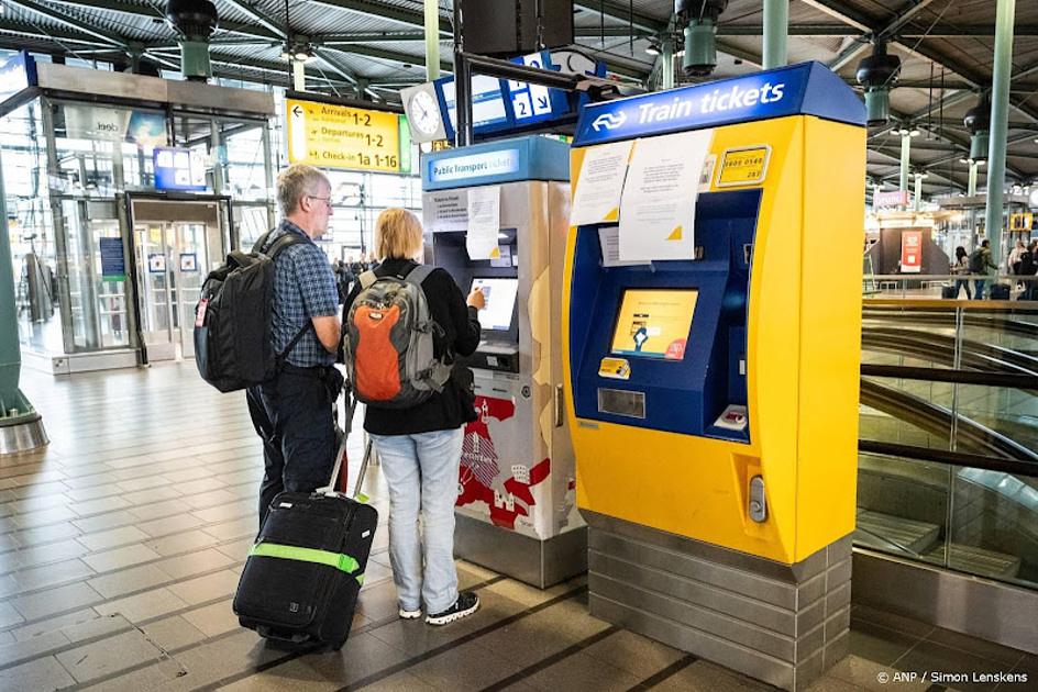 Schiphol: dinsdag slecht bereikbaar