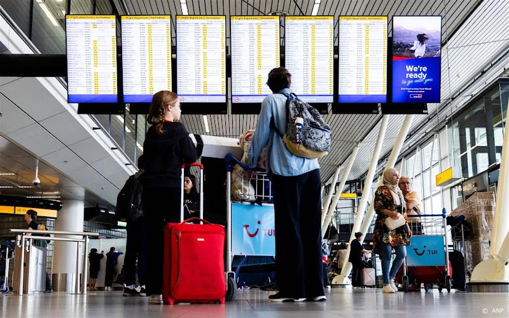Schiphol verwacht in herfstvakantie ruim drie miljoen reizigers