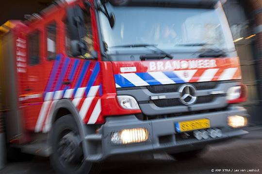 Grote brand in carrosseriefabriek in Tiel