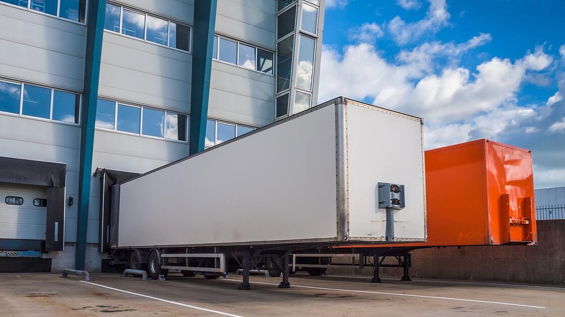 Duitse Dachser neemt Müller Fresh Food Logistics uit Holten over